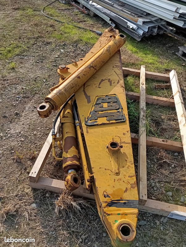 Bras JCB (image 2)