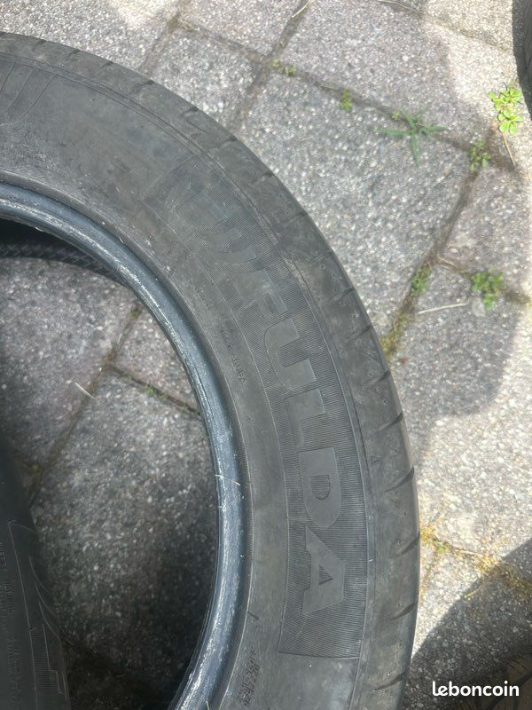 215/60/17 96h (image 2)