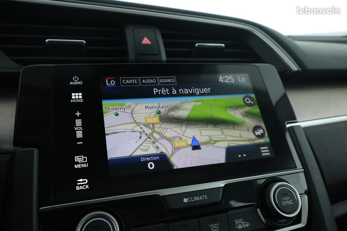 Honda Civic 1.6 i-DTEC Exclusive AT 4P 120 ch (image 19)