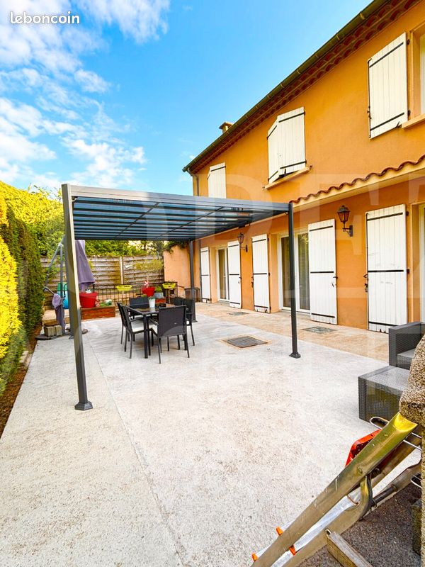 Maison 7 pièces 153 m² · à Mazamet · 153 m² · 190 000 €