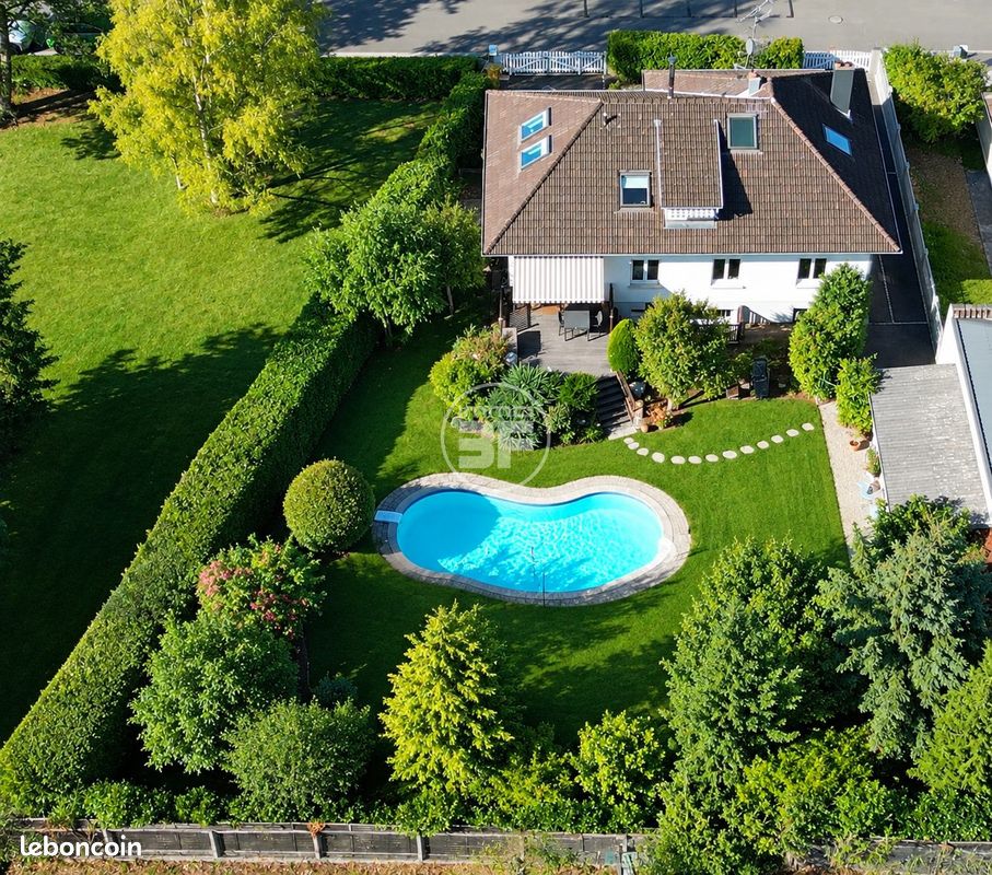Maison 6 pièces 154 m² · à Kembs · 154 m² · 556 000 €