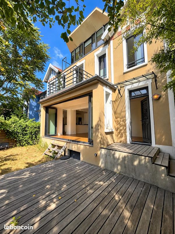 Maison 6 pièces 111 m² · à Montreuil · 111,1 m² · 1 190 000 €