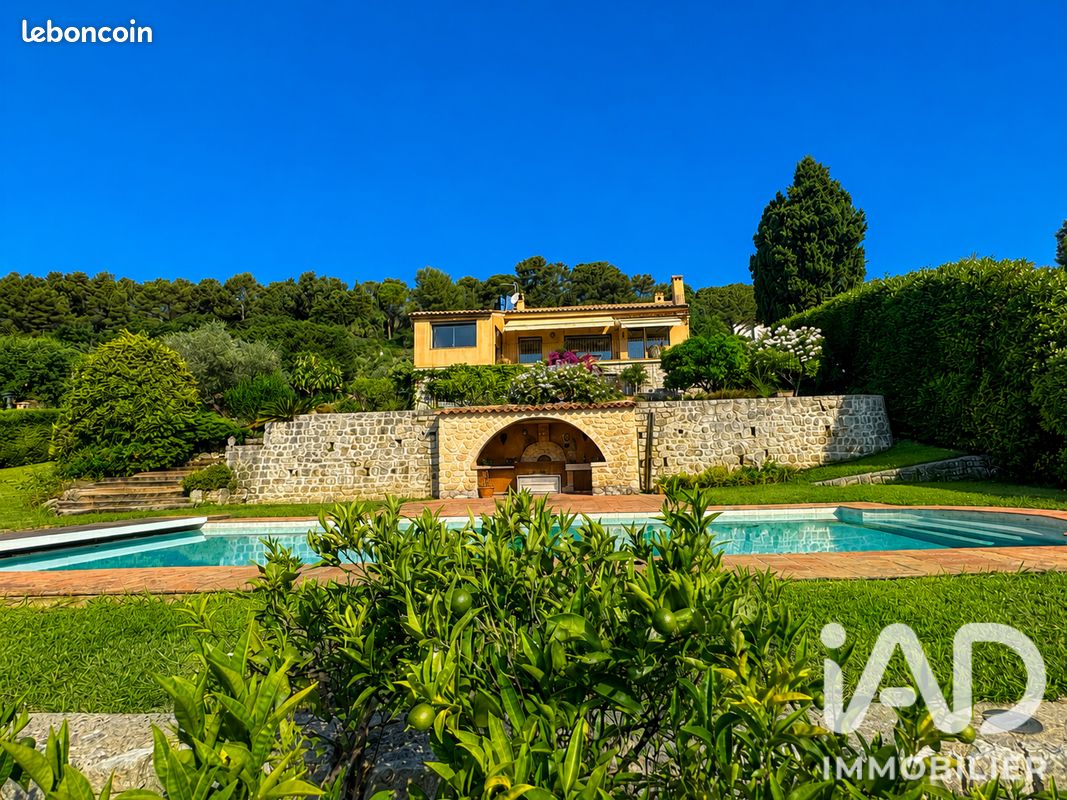 Maison 5 pièces 172 m² · à La Colle-sur-Loup · 172 m² · 1 595 000 €