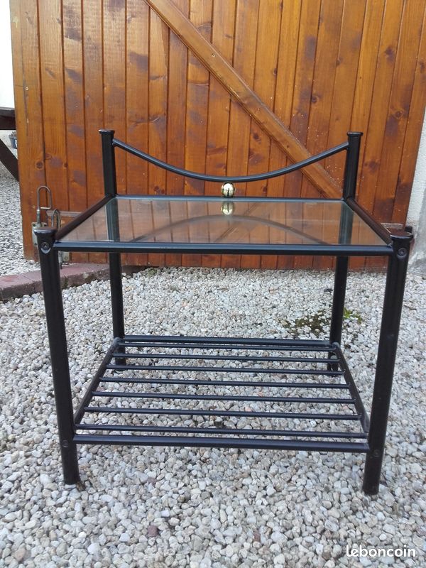 Table de nuit (image 1)