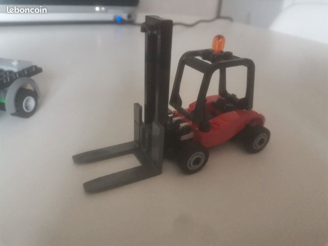 Camion et chariot Fenwick train lego city (image 2)