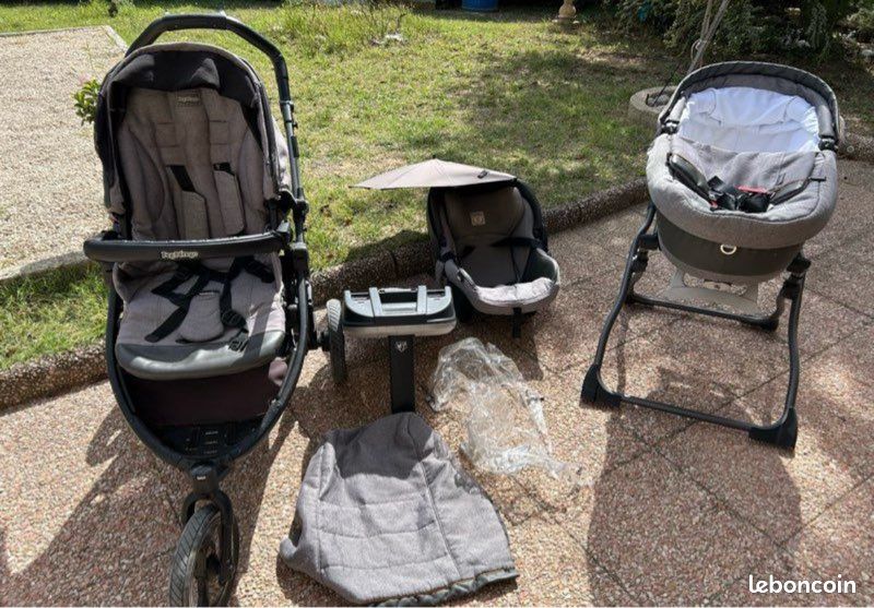 Ensemble Poussette Peg Perego nacelle cosy et base (image 1)