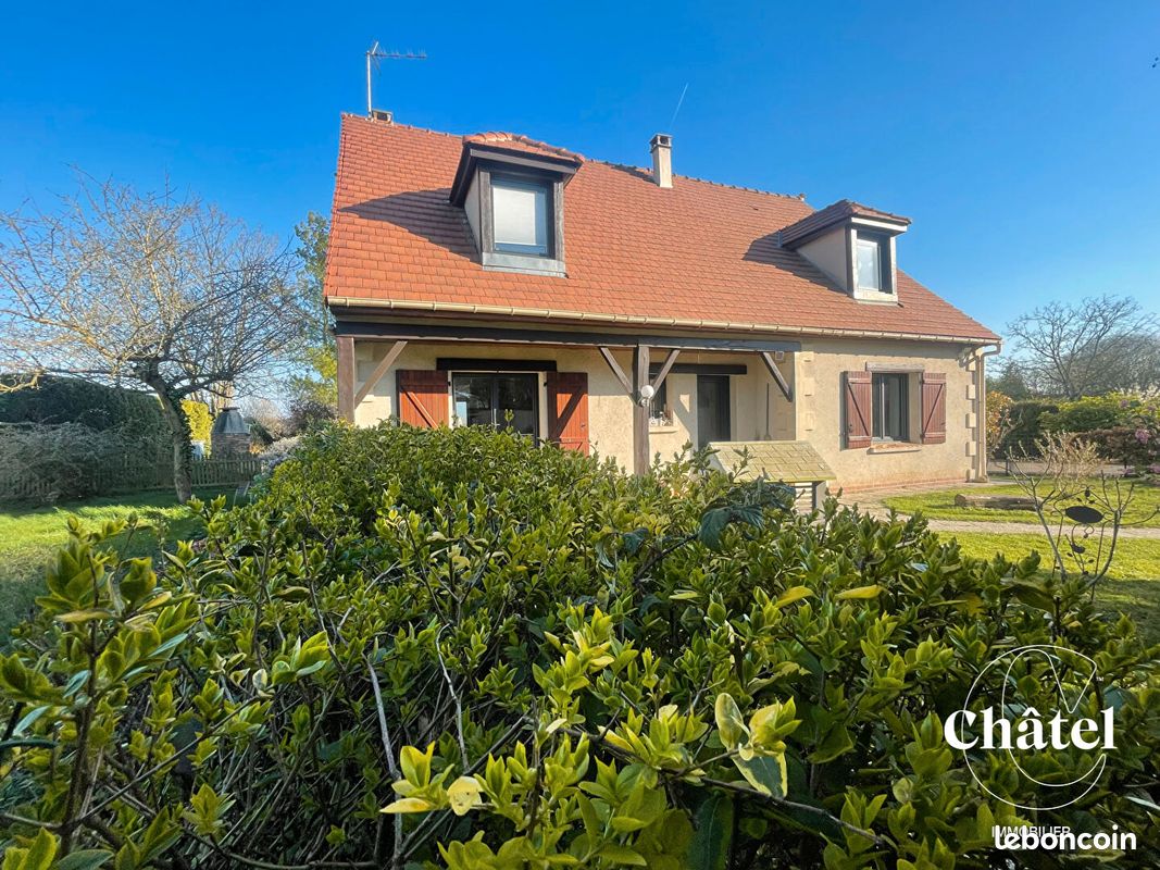 Maison 6 pièces 160 m² · à Crépy-en-Valois · 160 m² · 345 000 €