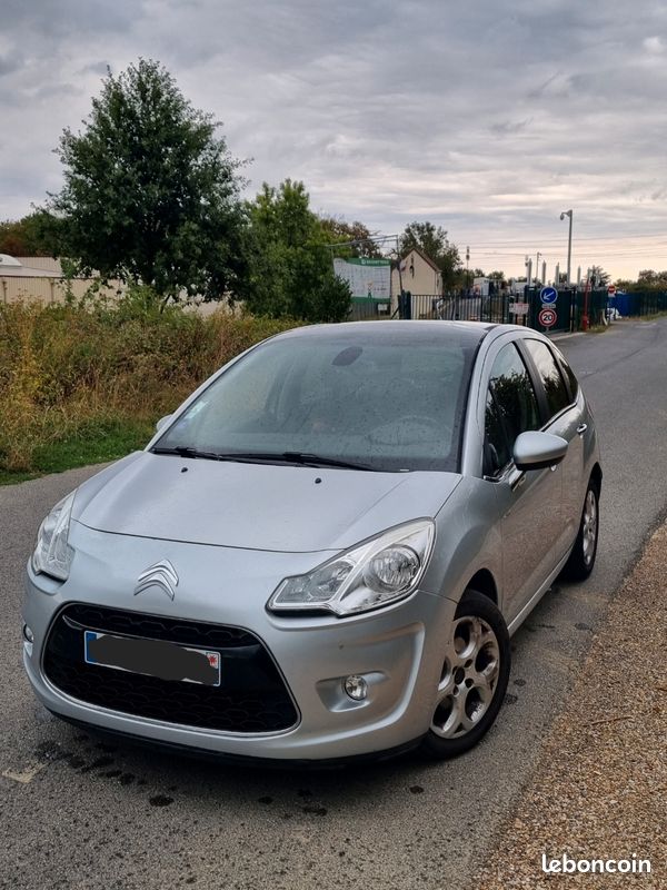Citroën C3 1.6 vti 120 cv Exclusive full option cuir (image 1)