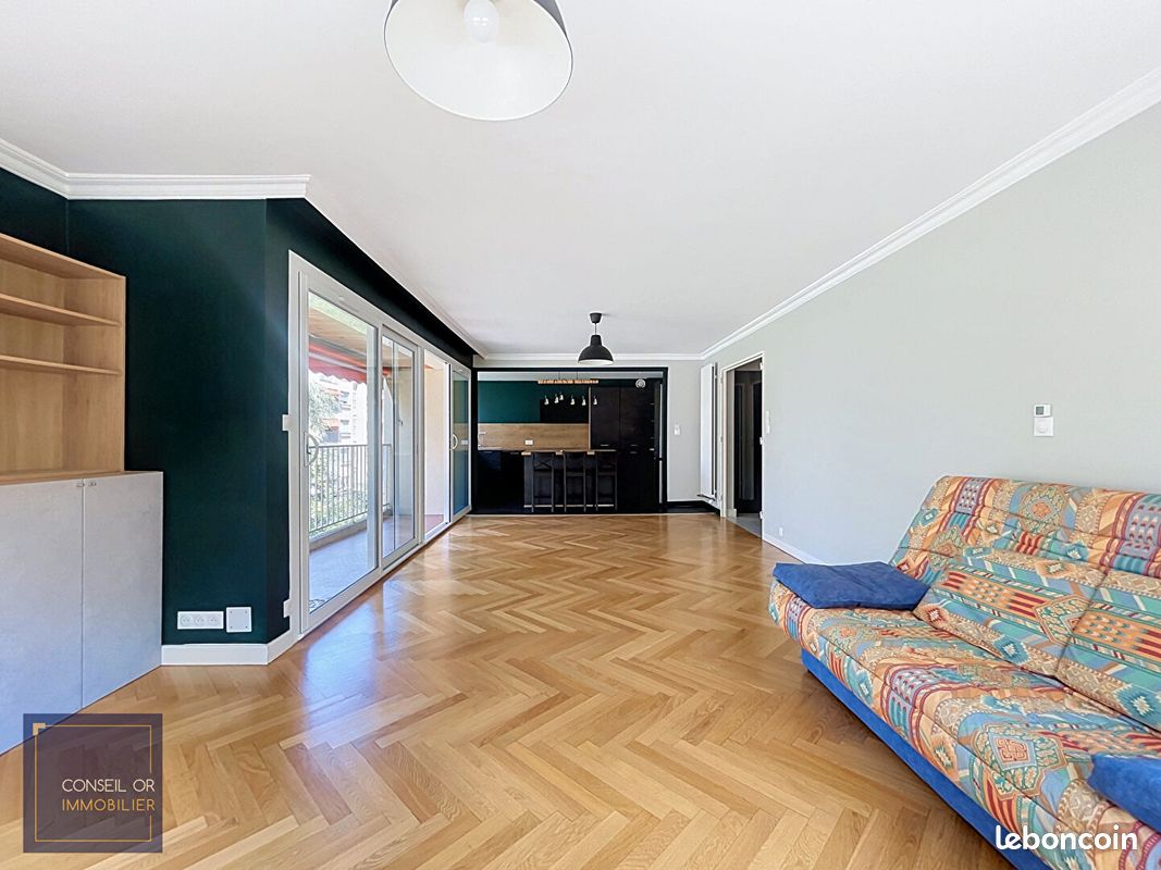 Appartement 3 pièces 95 m² · à Oullins-Pierre-Bénite · 95 m² · 1 300 €/mois