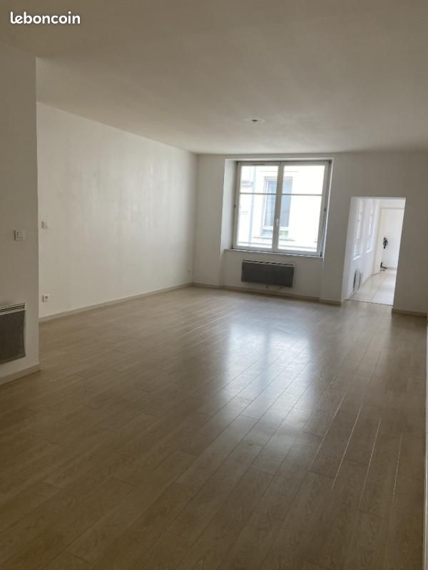 Appartement 3 pièces 83 m² · à Nancy · 83 m² · 857 €
