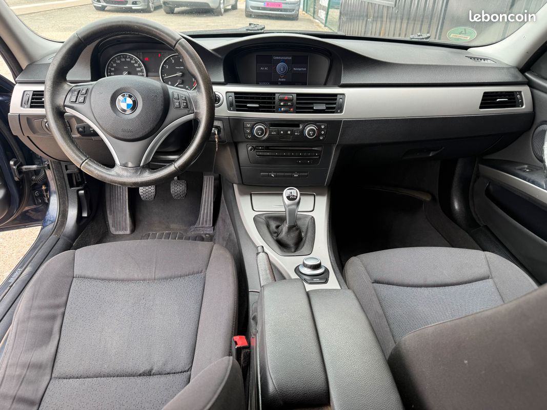 BMW 320i PACK M E91 170CH 212000 KM GPS, FEUX XENON, 4 PNEUS NEUFS (image 4)