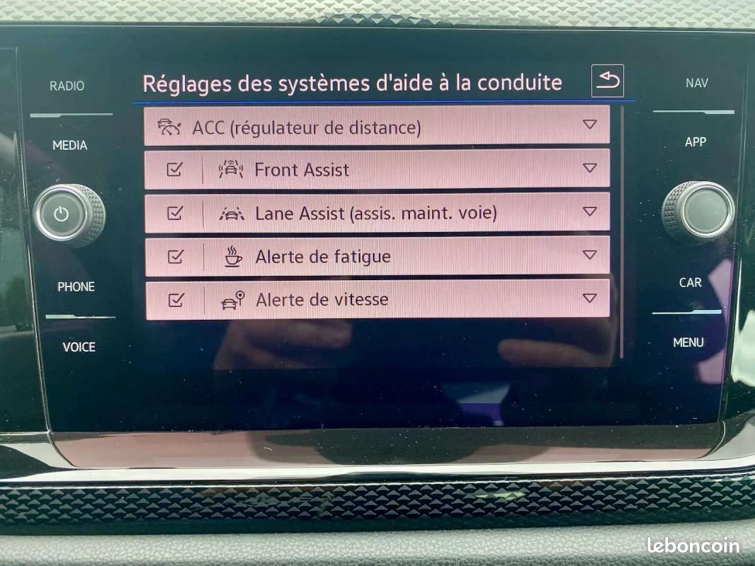 Volkswagen Taigo 1.0 TSI 116 DSG7 Life 5 pts/ Radars de recul/ Regulateur vitesse/ Jantes alu 16"... (image 20)
