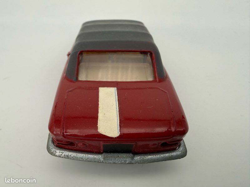 Solido Ancien 1/43 N°133 – Fiat 2300S Cabriolet Ghia, Bon état Sans Boîte