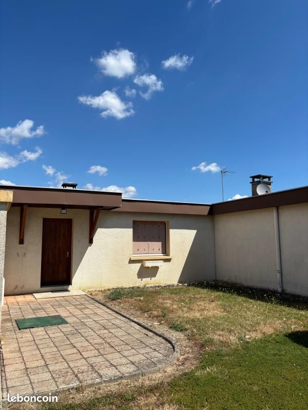 Maison 4 pièces 95 m² · à Montrevel-en-Bresse · 95 m² · 200 000 €