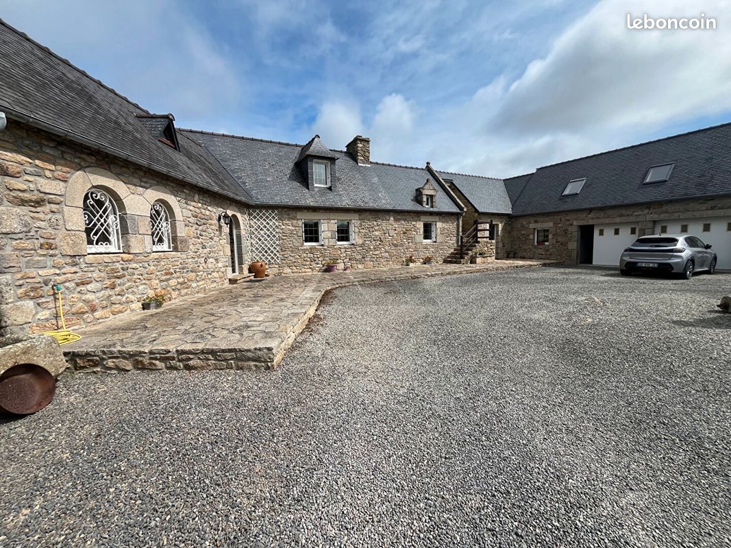 Maison 6 pièces 122 m² · à Plouguerneau · 122 m² · 479 000 €