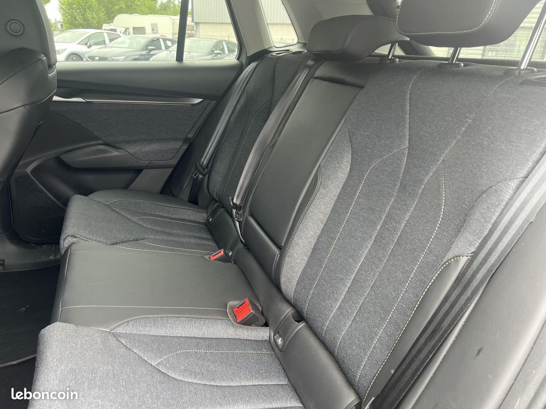 SKODA Elroq 286 ch Batterie 85 Plus (image 16)