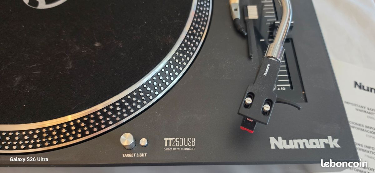 Platine vinyle à entraînement direct Numark TT250USB (image 6)