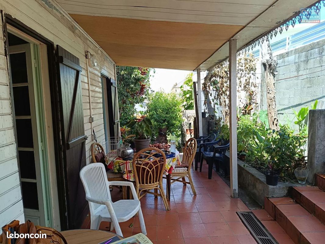 Maison 4 pièces 100 m² · à Saint-Pierre · 100 m² · 180 000 €