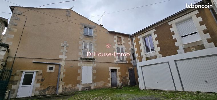Immeuble 11 pièces 238 m²