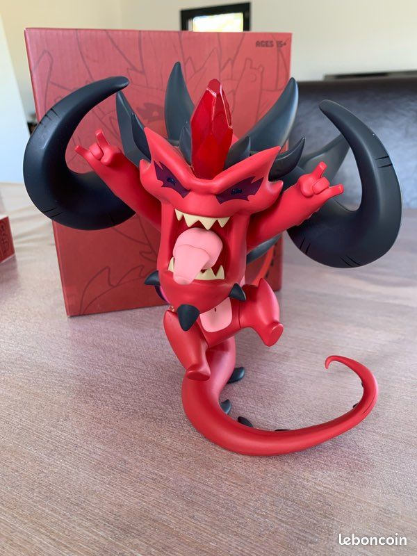 Figurine géante diablo (image 1)