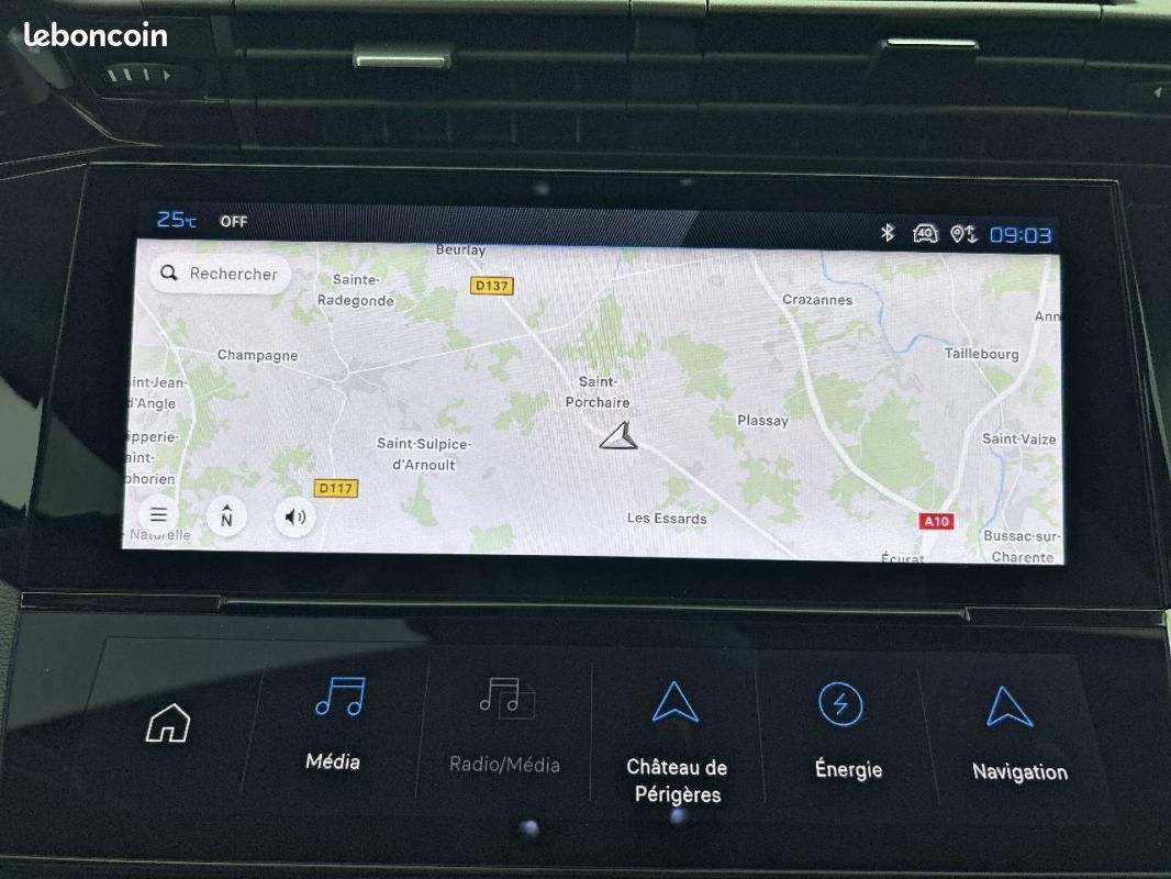 Peugeot 408 PHEV 225 e-EAT8 - Allure Pack (image 22)