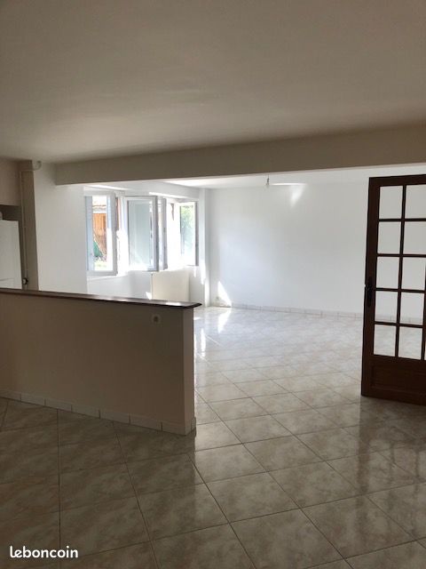 Appartement 3 pièces 105 m² · à Bouclans · 105 m² · 730 €/mois