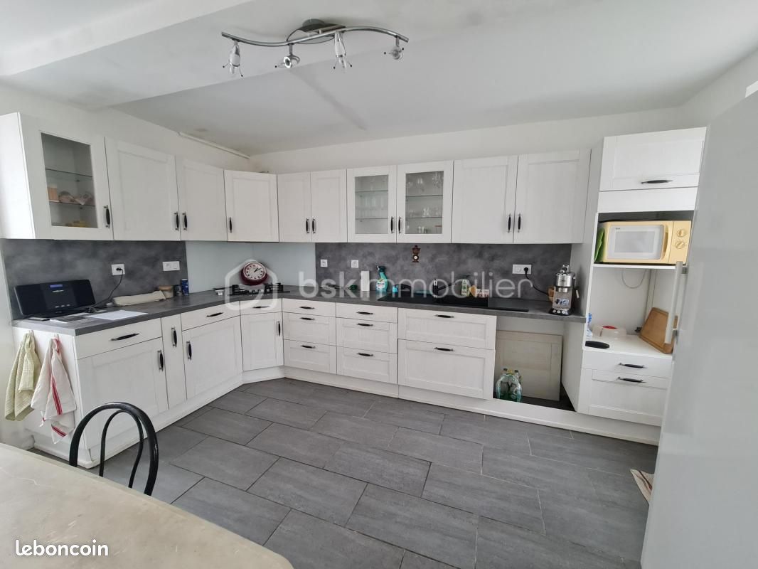 Maison 5 pièces 106 m² · à Souppes-sur-Loing · 106 m² · 145 000 €