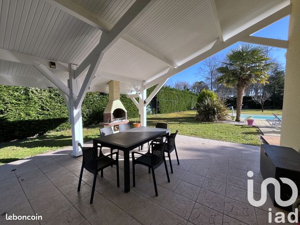 Maison 5 pièces 141 m²