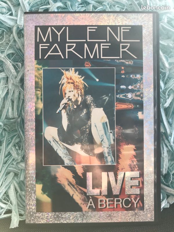 Mylène Farmer - Live à Bercy (image 1)