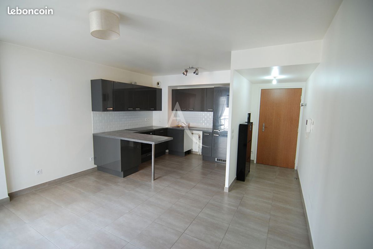 Appartement 2 pièces 39 m² · à Ozoir-la-Ferrière · 39 m² · 903 €/mois