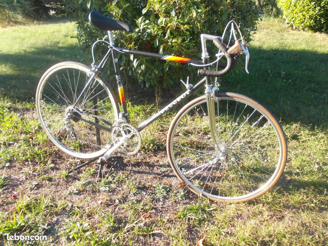 Vélo course Peugeot (image 2)