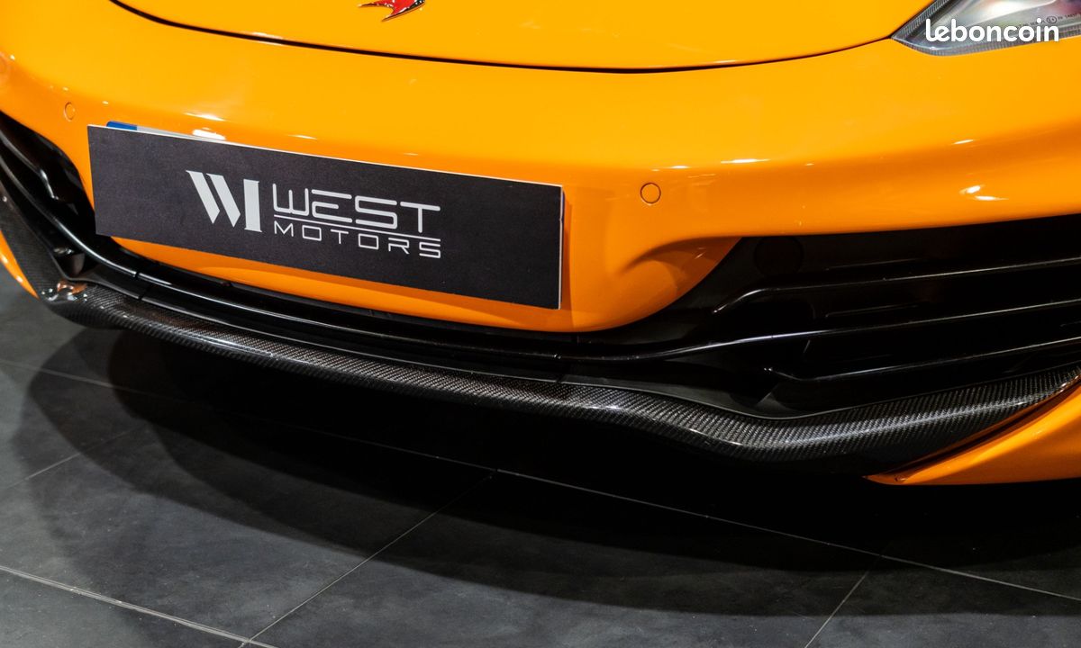 MCLAREN MP4-12C Spider V8 3.8 625 - FRANCAISE / Lift / Echapp. Sport / Carbone / Cuir étendu / Meridian / 1535EMOIS (image 9)