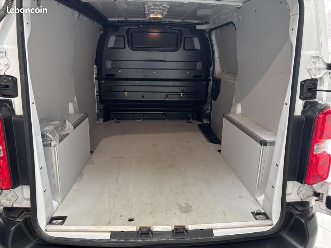 Peugeot Expert FOURGON FGN M BLUEHDI 120 S&S BVM6 (image 10)