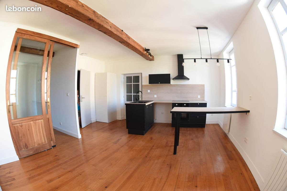 Appartement 1 pièce 45 m² · à Gaillac · 45 m² · 550 €/mois