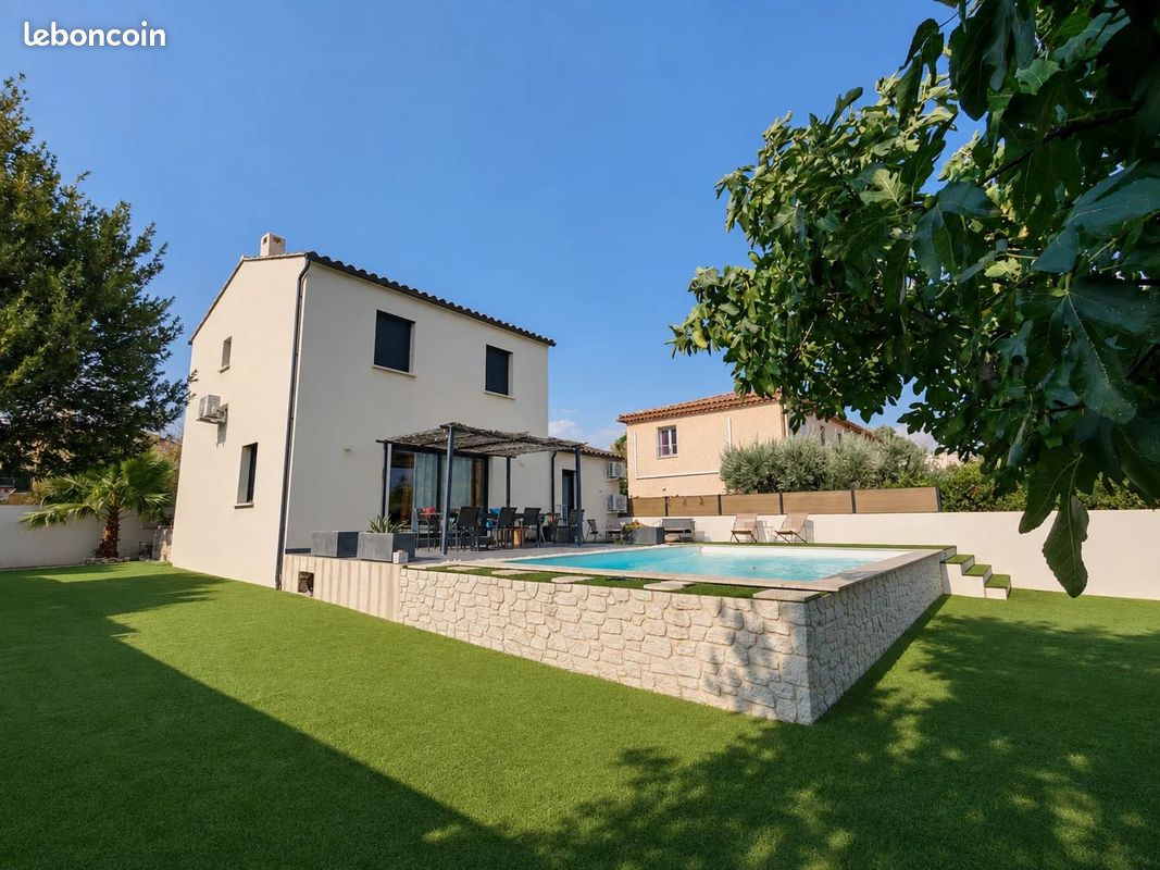 Maison 5 pièces 116 m² · à Clarensac · 116 m² · 388 000 €