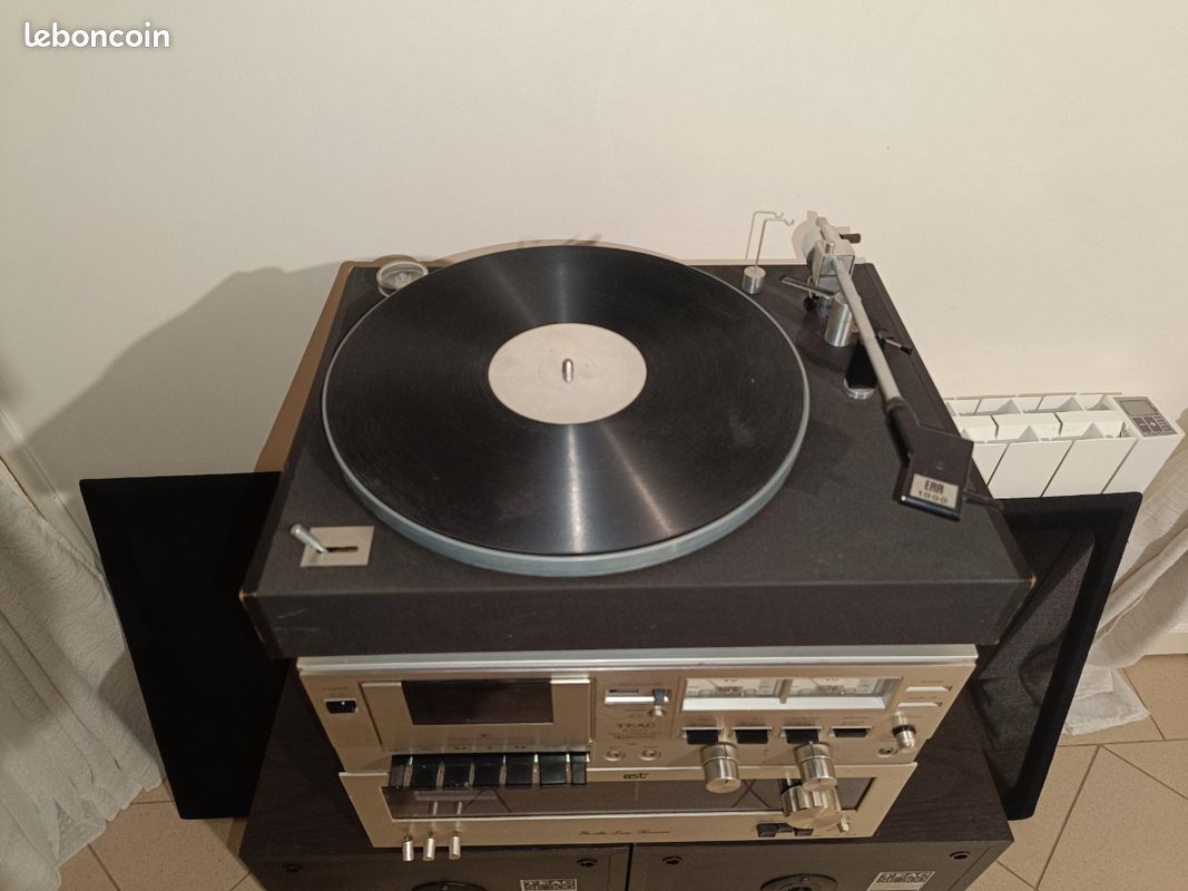Platine Vinyle Era 1000 - Rare, Vendue Pour Pièces (ne Fonctionne Pas)