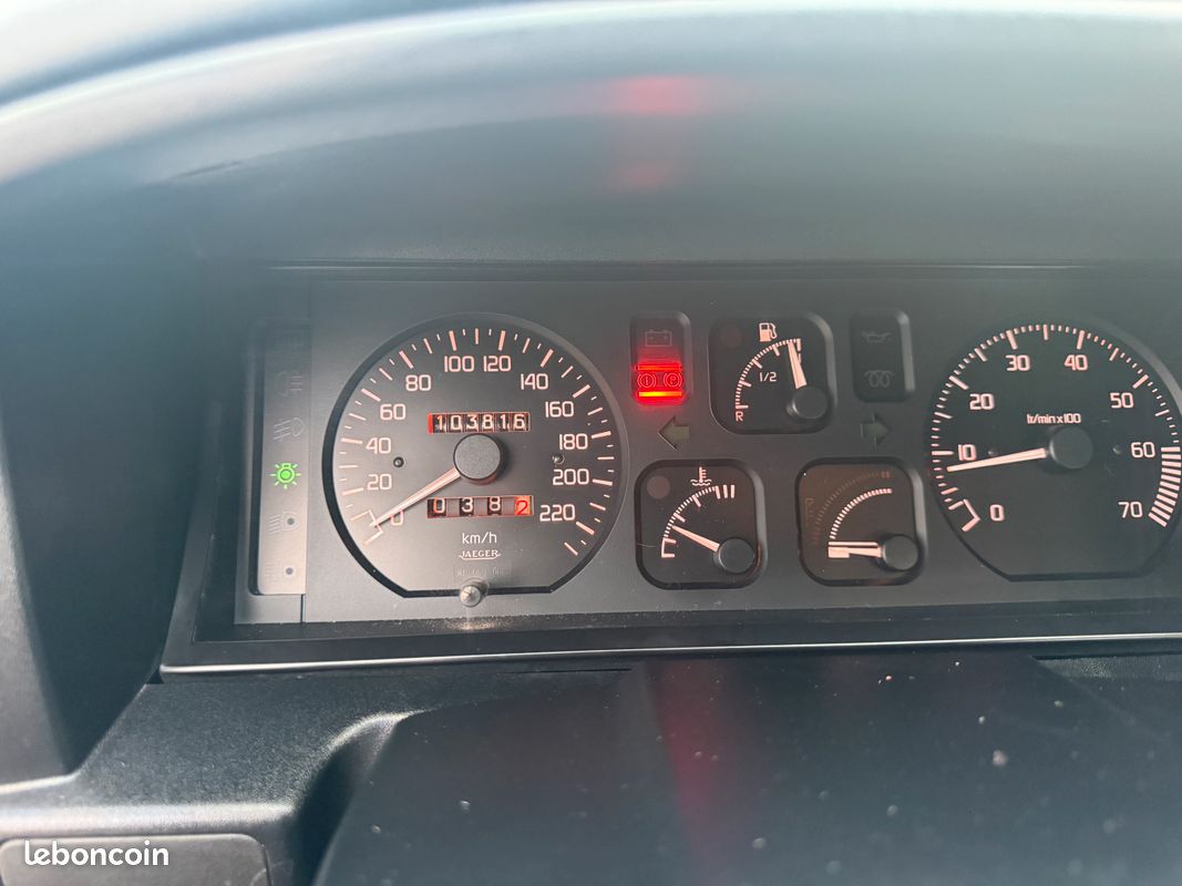 Renault 19 chamade 1.4 essence (image 10)