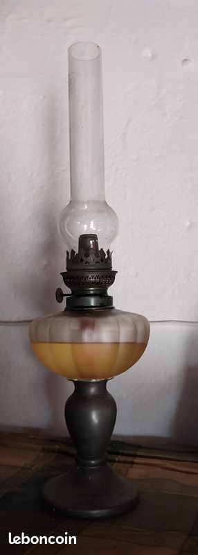 Lampe à pétrole (image 1)