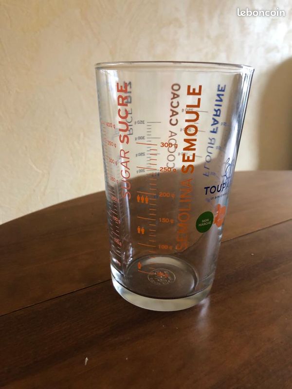 No 14 Un verre mesureur pr pdts liquides ou secs comme la farine le cacao le sucre la semoule (image 1)