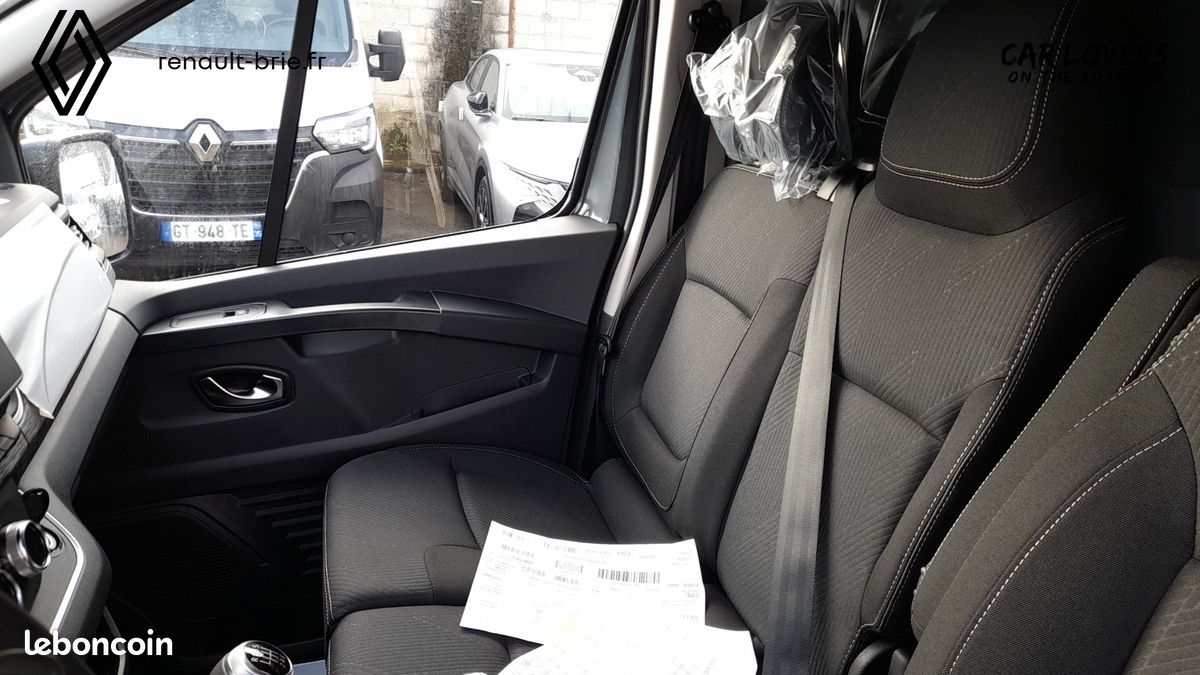 Renault trafic fgn l2h1 3t blue dci 130 gsr2 extra (image 20)