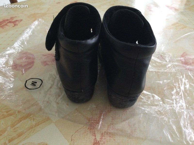Bottines cuir noires fourrées à l’intérieur (image 2)