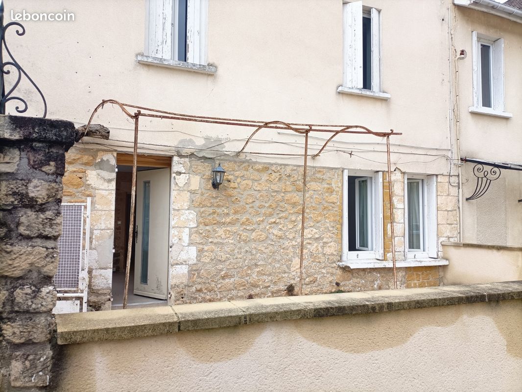 Appartement 3 pièces 59 m² · à Sarlat-la-Canéda · 59 m² · 670 €/mois