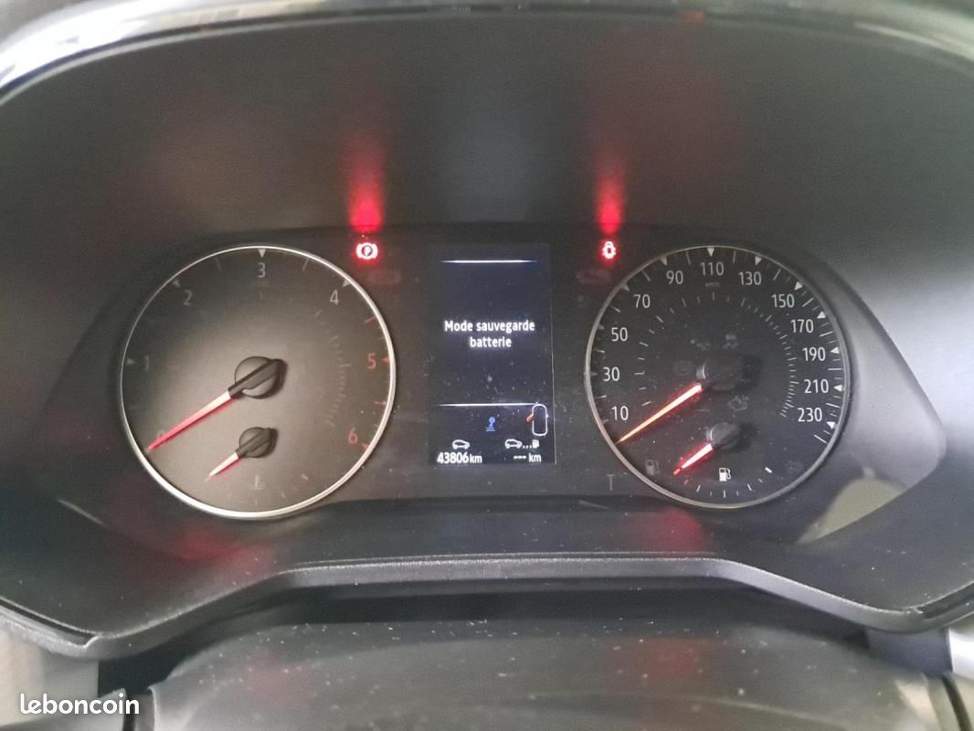 Renault Clio V Blue dCi 100 Evolution (image 14)