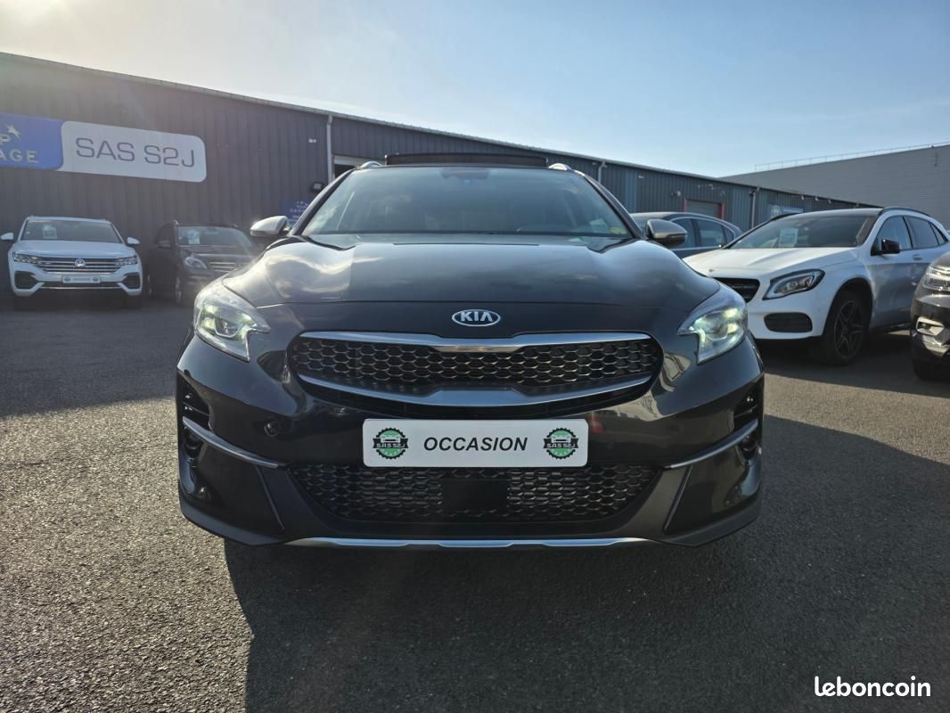 Kia Xceed MY21 1.6 CRDi 136 ch MHEV DCT7 Premium (image 2)
