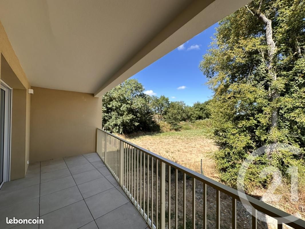 Appartement 3 pièces 60 m² · à Le Fenouiller · 60 m² · 242 800 €
