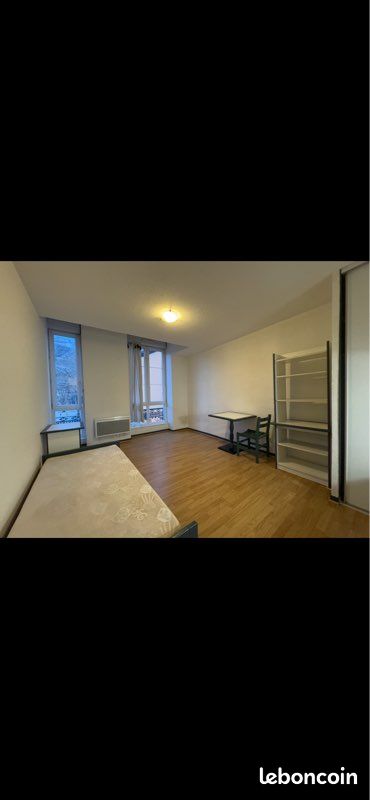 Appartement 1 pièce 24 m² · à Grenoble · 23,8 m² · 85 000 €