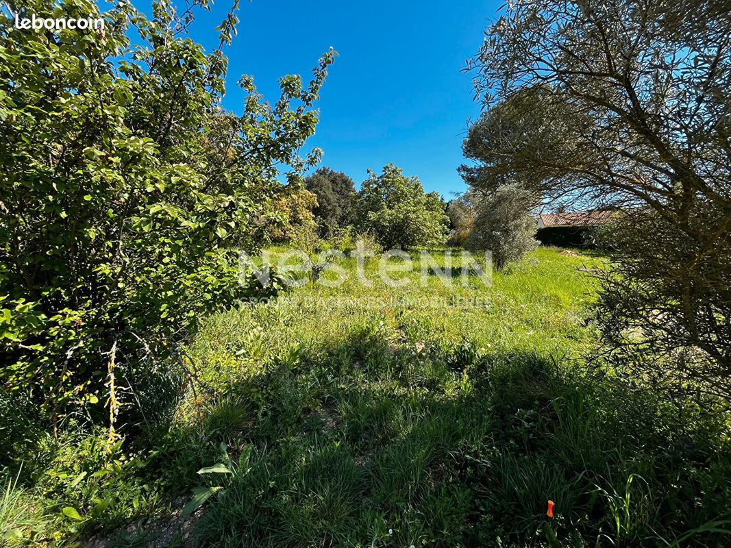 Terrain 1004 m² · à Cabriès · 1 004 m² · 550 000 €