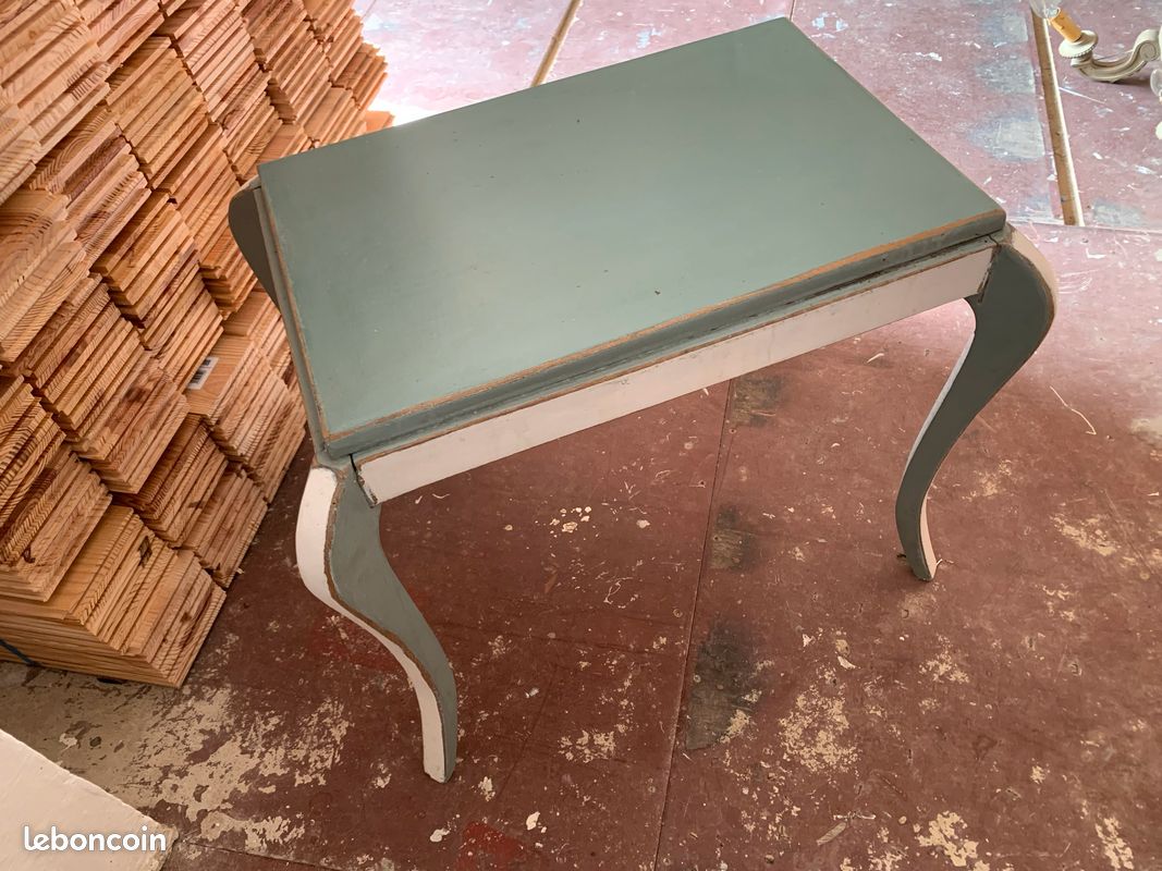 Petite table style vintage (image 1)