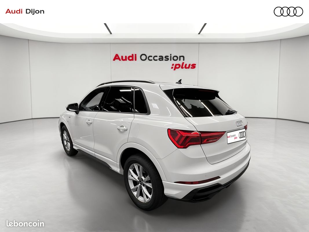 AUDI Q3 45 TFSIe 245 ch S tronic 6 S line (image 3)