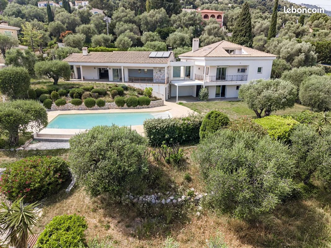 Maison 8 pièces 286 m² · à Nice · 286 m² · 2 900 000 €